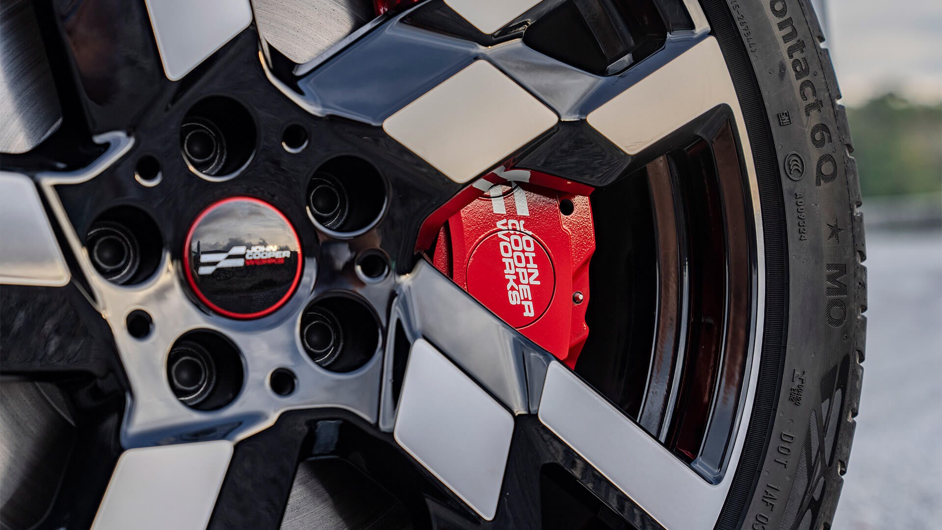 Güçlü Görünüm ve Maksimum Performans: Yeni MINI John Cooper Works Countryman | MINI Türkiye Güçlü Görünüm ve Maksimum Performans: Yeni MINI John Cooper Works Countryman | MINI Türkiye
